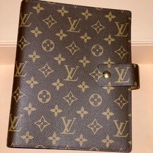 Louis Vuitton  Agenda GM Monogram 2022